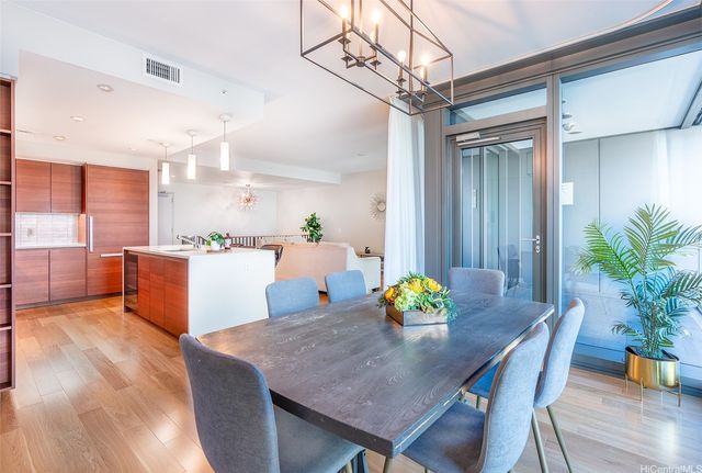 1108 Auahi Street 314, Honolulu, HI 96814