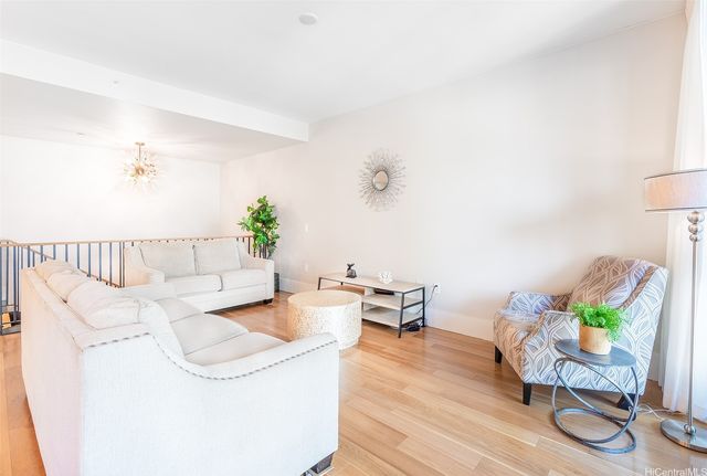 1108 Auahi Street 314, Honolulu, HI 96814