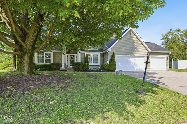 10605 Young Lake Drive, Indianapolis, IN 46239