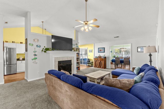 916 Dunrobin Ln., Myrtle Beach, SC 29588