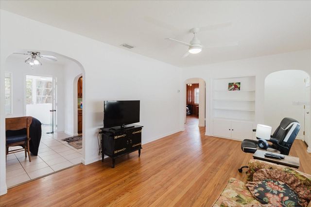 103 N METEOR AVENUE, Clearwater, FL 33765