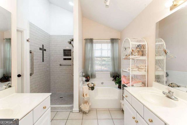 6229 Huckleberry Rid Road, Flowery Branch, GA 30542