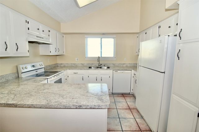 16731 Rippling Mill Drive, Sugar Land, TX 77498