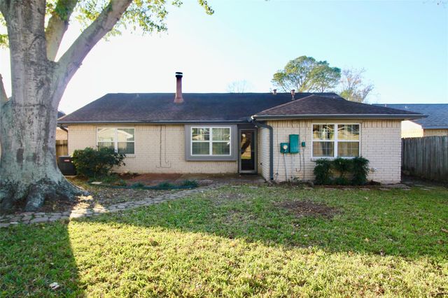 16731 Rippling Mill Drive, Sugar Land, TX 77498