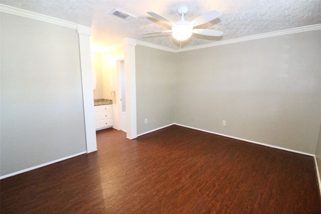 16731 Rippling Mill Drive, Sugar Land, TX 77498