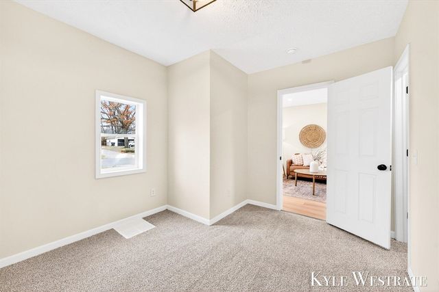 3757 Michael Avenue, Wyoming, MI 49509