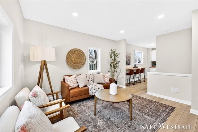 3757 Michael Avenue, Wyoming, MI 49509