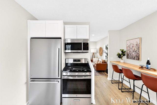 3757 Michael Avenue, Wyoming, MI 49509