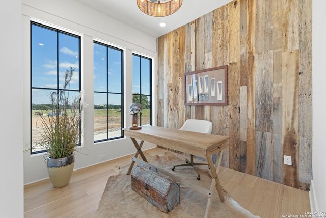 511 Interlaken, Fredericksburg, TX 78624