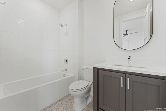 511 Interlaken, Fredericksburg, TX 78624