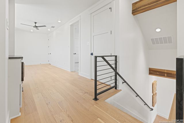 511 Interlaken, Fredericksburg, TX 78624