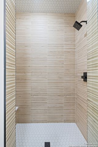 511 Interlaken, Fredericksburg, TX 78624