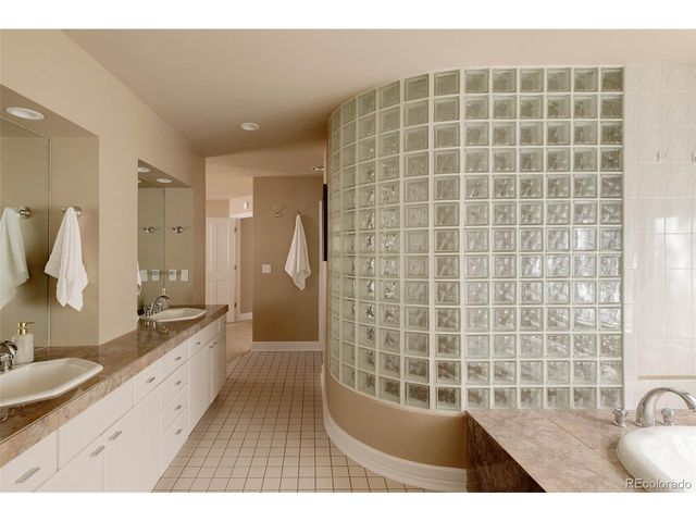 207 Cook St, Denver, CO 80206