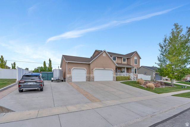 13576 S ROSE HILL DR, Riverton, UT 84096