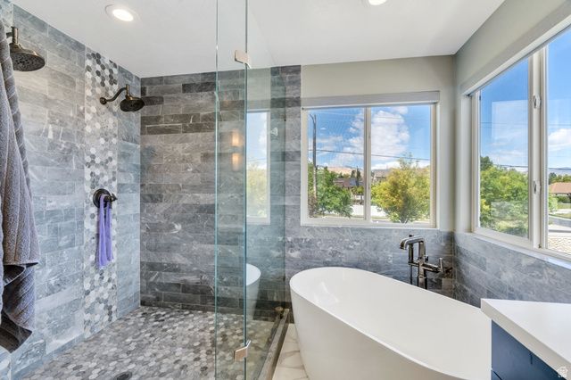 13576 S ROSE HILL DR, Riverton, UT 84096
