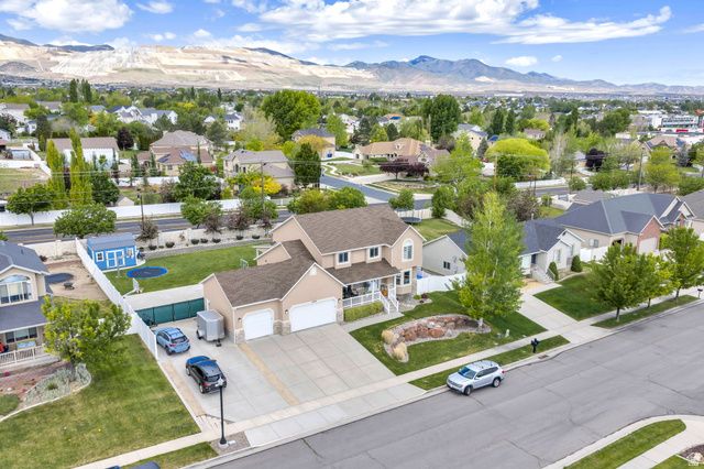 13576 S ROSE HILL DR, Riverton, UT 84096
