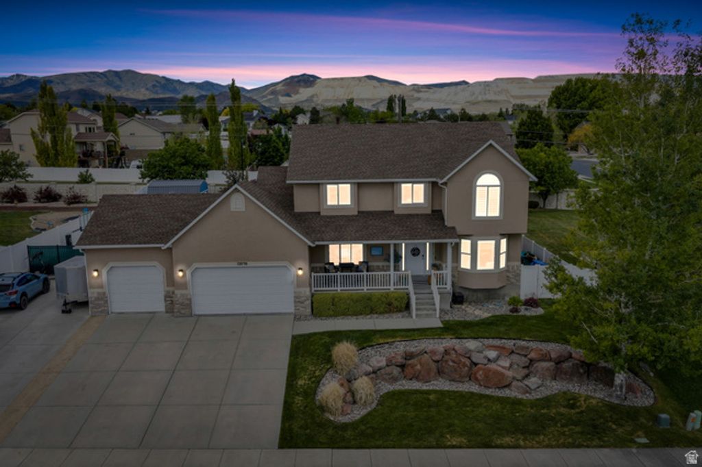13576 S ROSE HILL DR, Riverton, UT 84096