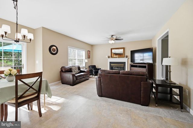 6981 WAYLAND DR, Warrenton, VA 20187