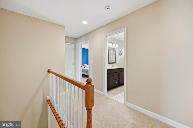 6981 WAYLAND DR, Warrenton, VA 20187