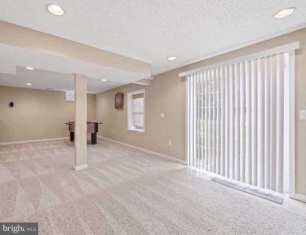 6981 WAYLAND DR, Warrenton, VA 20187