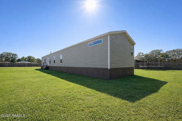 155 Cerrisa Lane, Grand Coteau, LA 70541