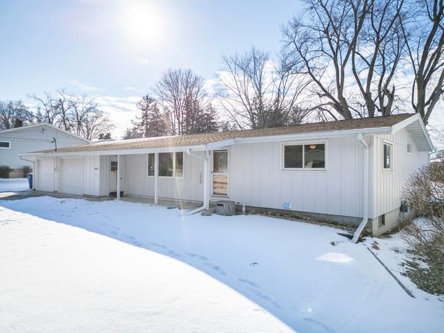 2310 Westview Avenue, Waterloo, IA 50701
