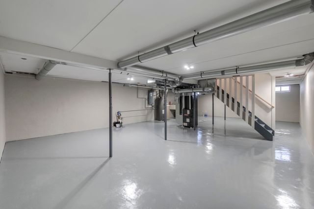 2310 Westview Avenue, Waterloo, IA 50701