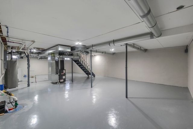 2310 Westview Avenue, Waterloo, IA 50701