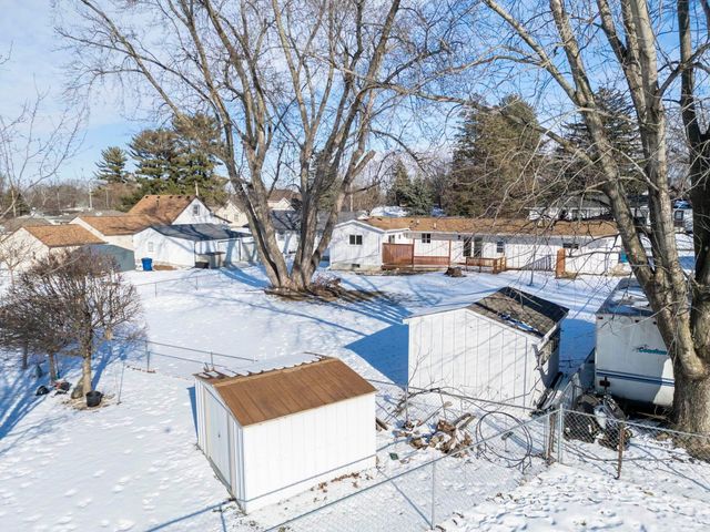 2310 Westview Avenue, Waterloo, IA 50701