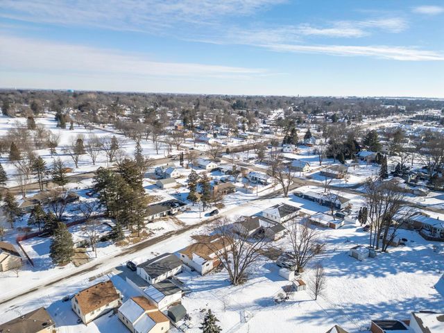 2310 Westview Avenue, Waterloo, IA 50701