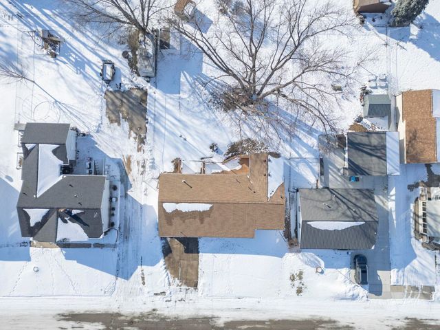 2310 Westview Avenue, Waterloo, IA 50701