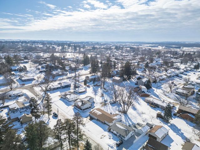 2310 Westview Avenue, Waterloo, IA 50701