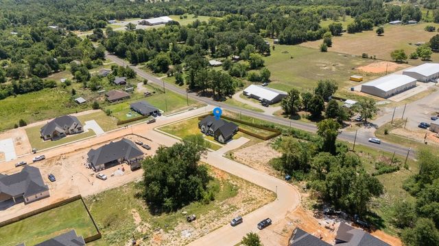 17402 Woodcrest Circle, Lindale, TX 75771