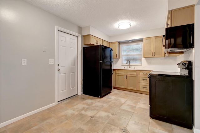 609 W REMINGTON ROAD, Lakeland, FL 33813