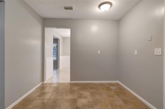 609 W REMINGTON ROAD, Lakeland, FL 33813