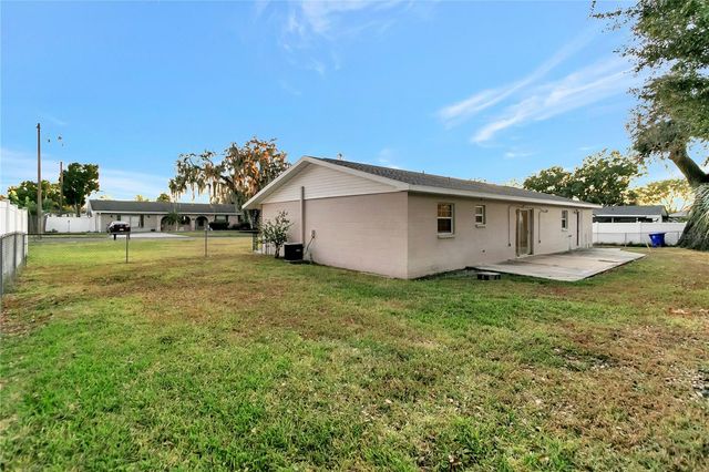 609 W REMINGTON ROAD, Lakeland, FL 33813