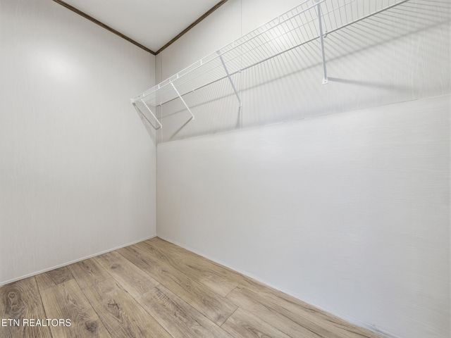 729 Siluria St, Harriman, TN 37748