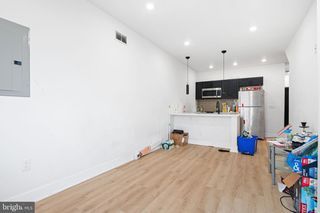 916 W SOMERSET ST, Philadelphia, PA 19133