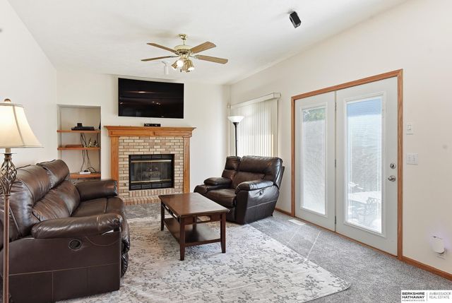 16623 Taylor Street, Omaha, NE 68116