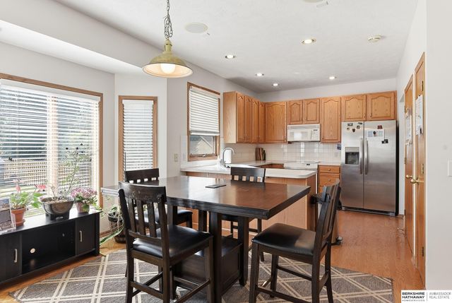 16623 Taylor Street, Omaha, NE 68116
