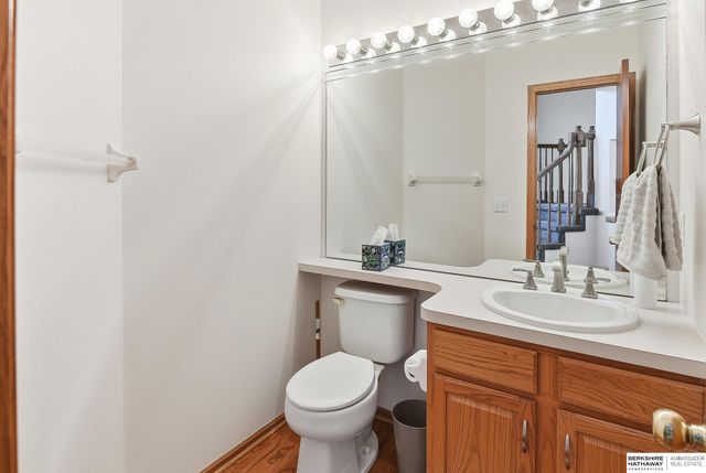 16623 Taylor Street, Omaha, NE 68116