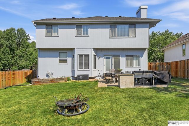 16623 Taylor Street, Omaha, NE 68116