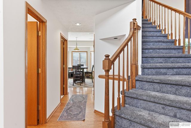 16623 Taylor Street, Omaha, NE 68116