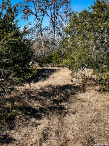 3364 HWY 173 S., Bandera, TX 78003