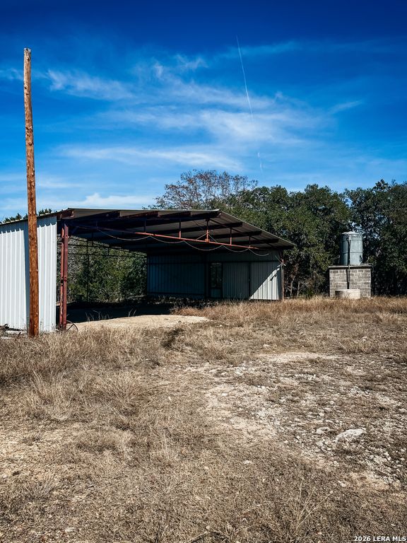 3364 HWY 173 S., Bandera, TX 78003