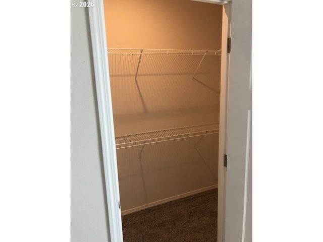 1025 S 6th 82, Harrisburg, OR 97446