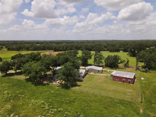 11009 HWY 77 Highway, Lexington, TX 78947