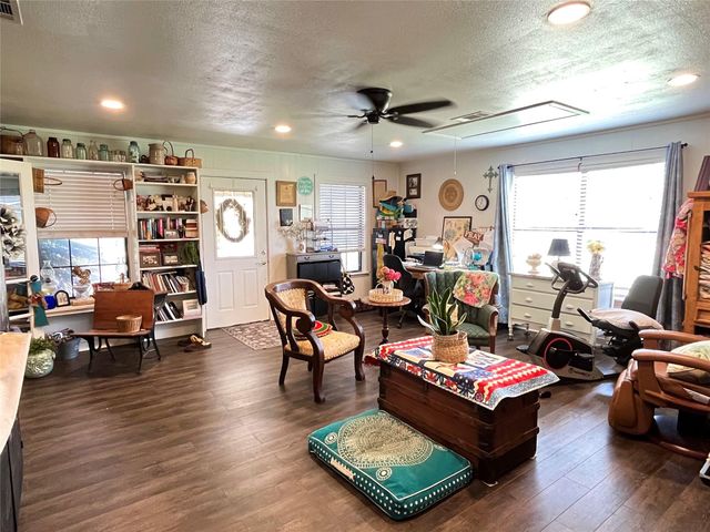 11009 HWY 77 Highway, Lexington, TX 78947