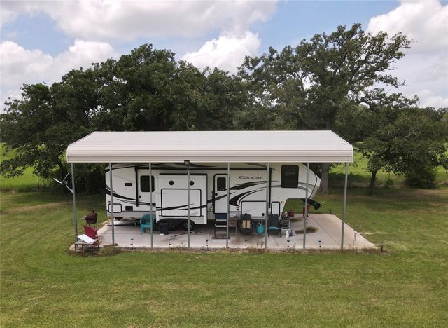 11009 HWY 77 Highway, Lexington, TX 78947