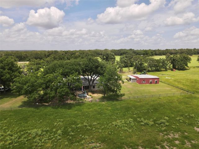 11009 HWY 77 Highway, Lexington, TX 78947
